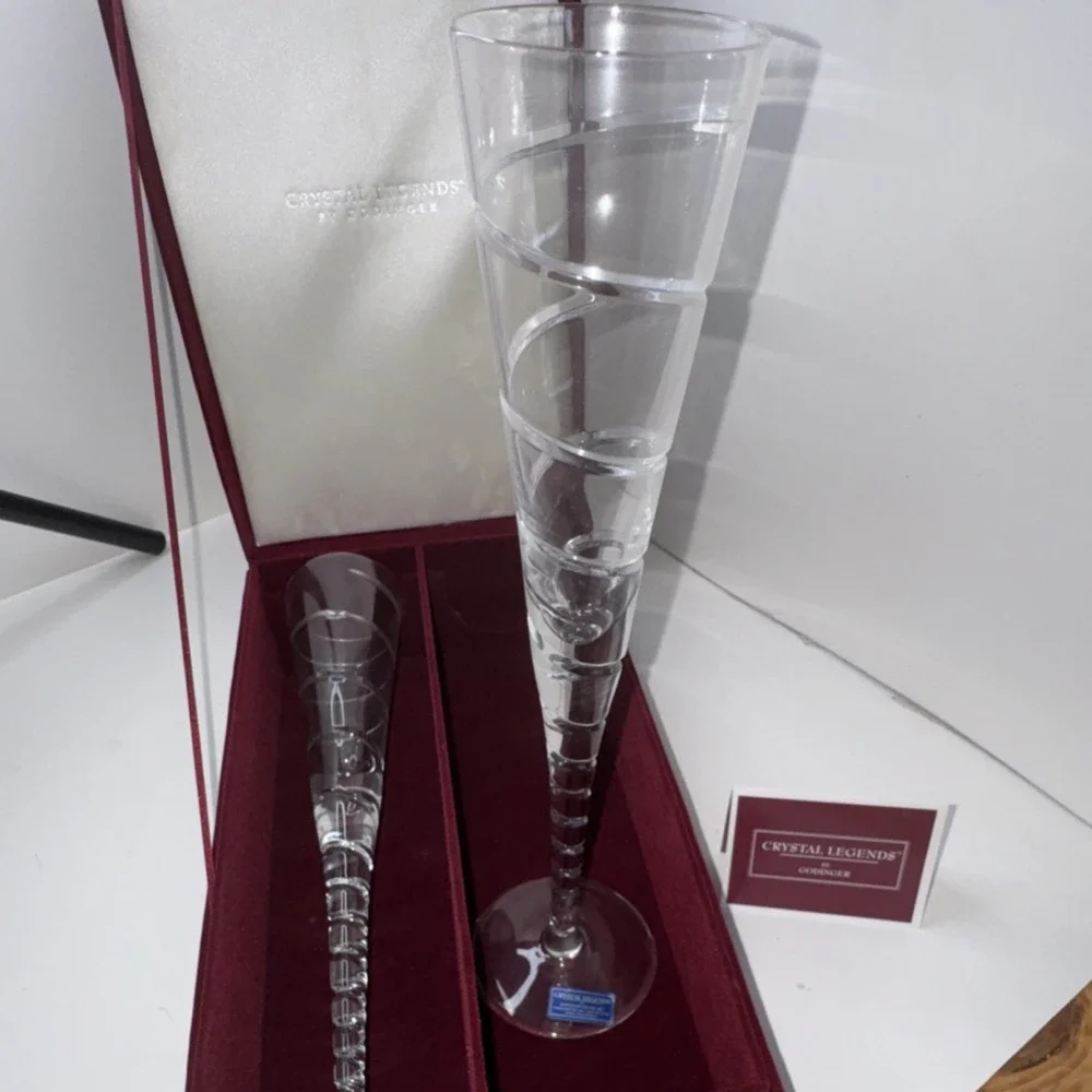 Crystal Legends by Godinger Clear Crystal Stemmed Champagne Flutes Set of 2